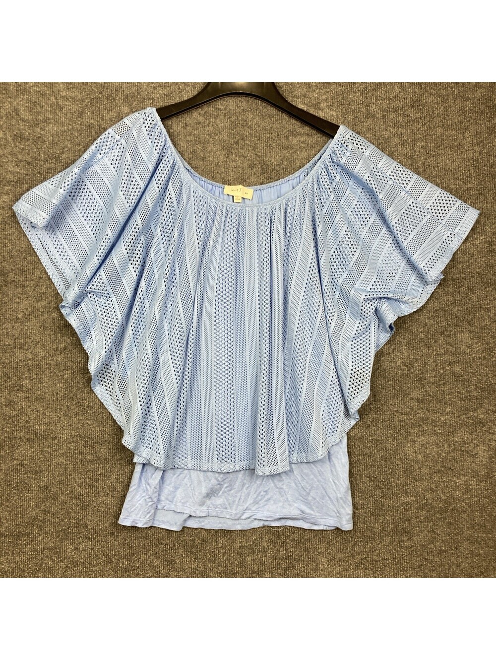 Love J Womens 1X Ceil Blue Tank w/ Flowy Open Pattern Scoop Neck Overlay EUC